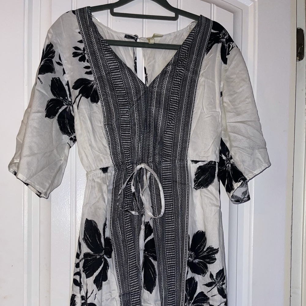 3/$15 Overlay bardot romper
